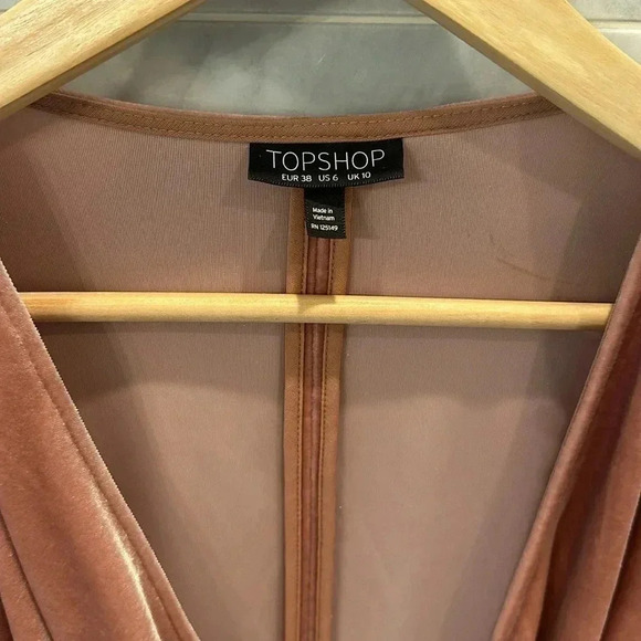 Topshop Velvet Ruched Mini Dress – Holiday Party / Cocktail – Size 6 - Picture 5 of 7